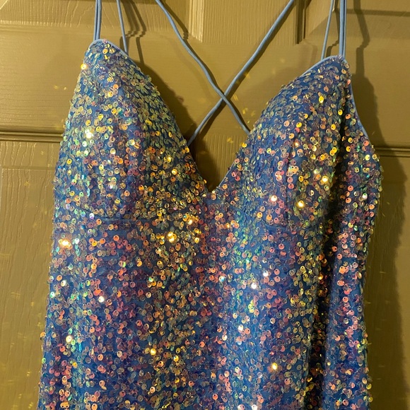 Dave & Johnny blue ice iridescent blue satin lined prom formal - Picture 4 of 16